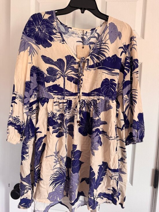 Label Of Love Other - Label of Love Women's Blue and Cream Front Tie Beach Cover Up